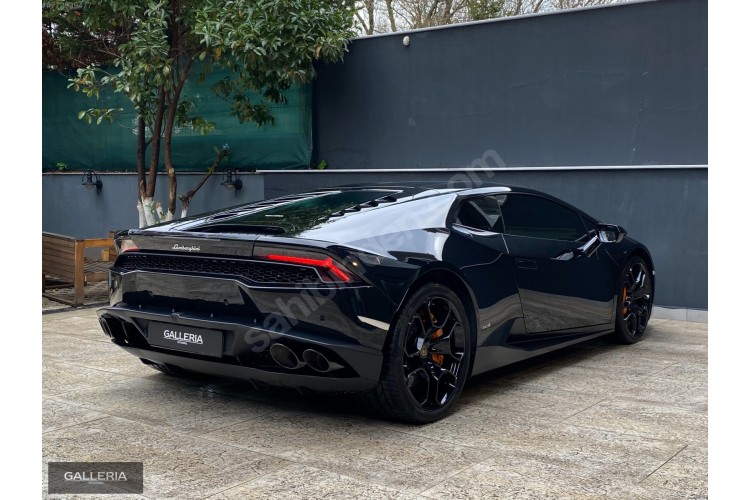 GALLERİA-LAMBORGHİNİ HURACAN-BAYİ ÇIKIŞLI-HATASIZ-4955KM